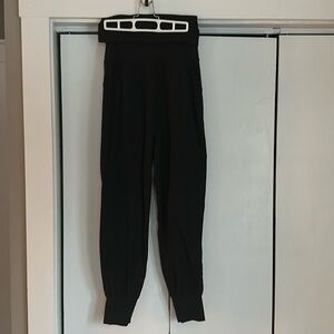 Lululemon Align Super High Rise Ribbed-Waist Jogger
